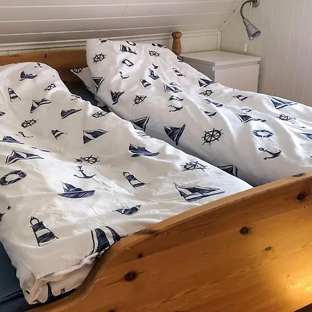 5 Person In * Oksvoll