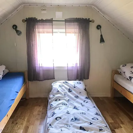 بيت للعطل 5 Person In Oksvoll