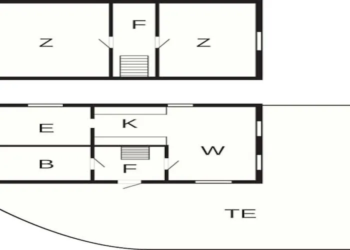 5 Person In Nyaraló *